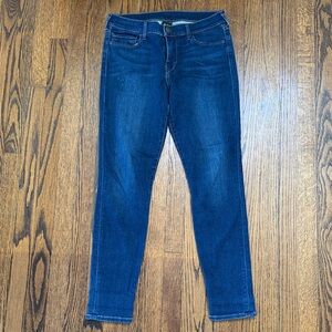 B31 True Religion Women 30 distressed Indigo Skinny Jeans